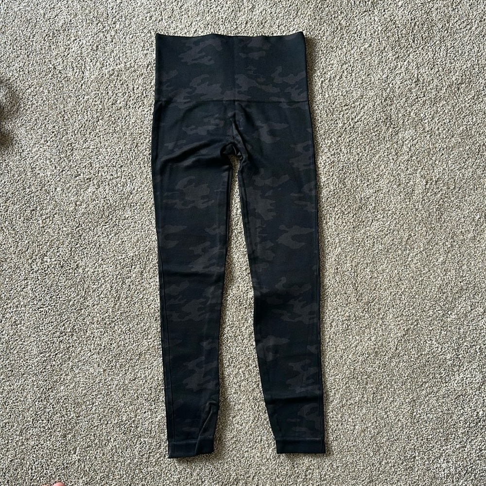 Spanx camo leggings new without tags medium